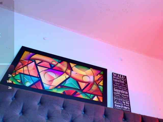 elinne-hendrix webcam