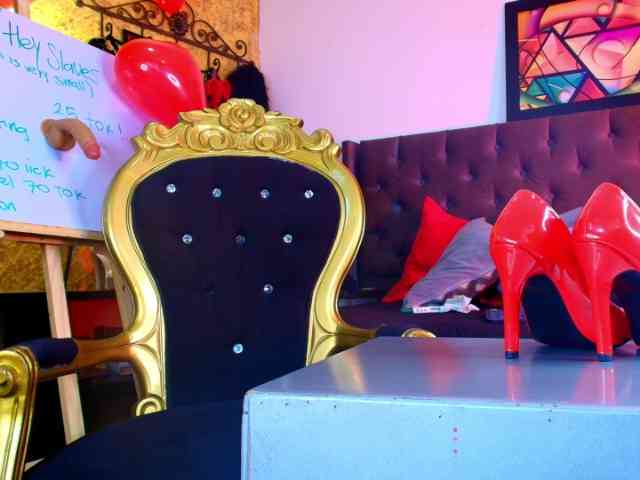 elinne-hendrix webcam