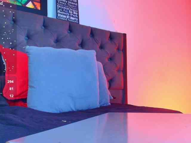 elinne-hendrix webcam