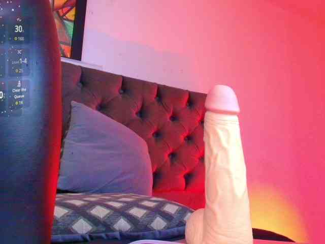 elinne-hendrix webcam