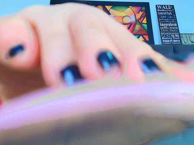 elinne-hendrix webcam