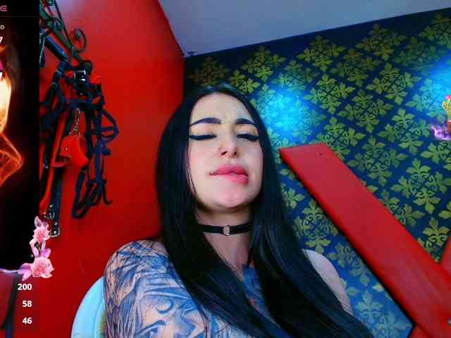 elinne-hendrix webcam