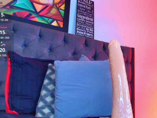 elinne-hendrix webcam