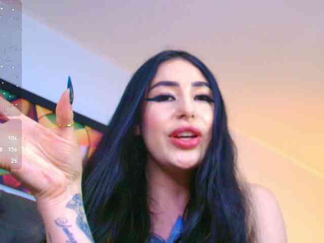 elinne-hendrix webcam