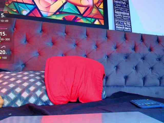 elinne-hendrix webcam