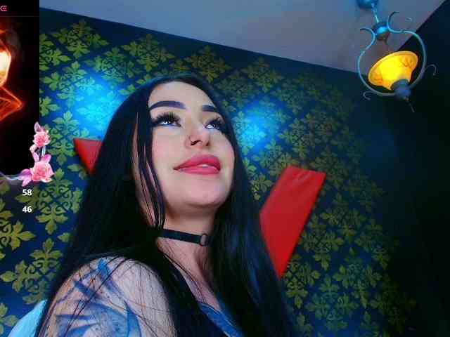 elinne-hendrix webcam