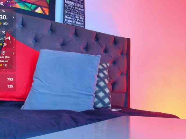 elinne-hendrix webcam