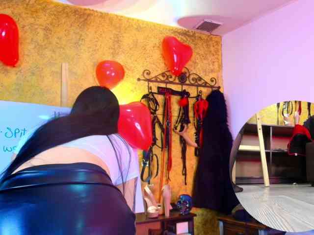 elinne-hendrix webcam