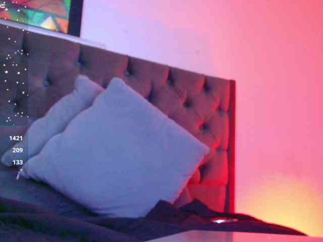 elinne-hendrix webcam