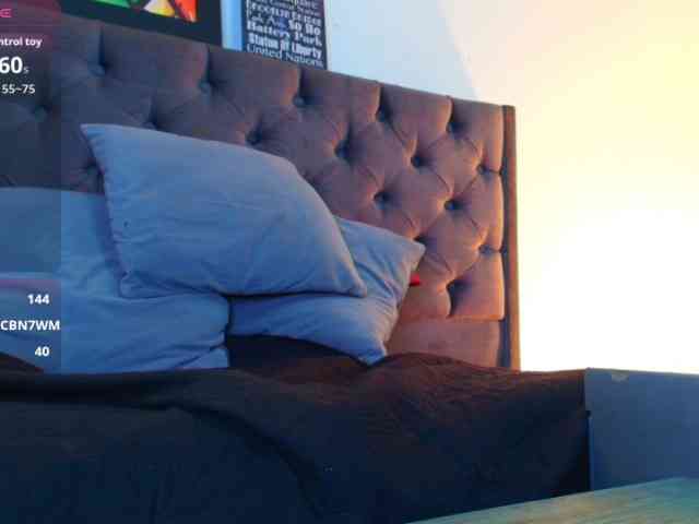 elinne-hendrix webcam