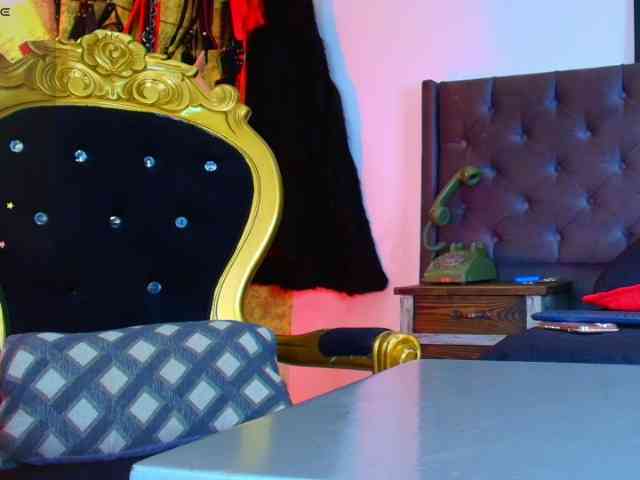 elinne-hendrix webcam