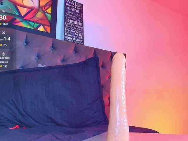 elinne-hendrix webcam