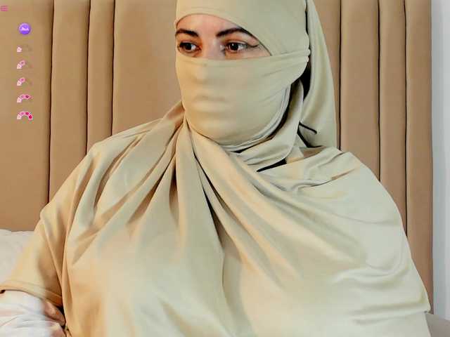 najwa's BongaCams show and profile