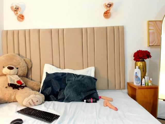 najwa's BongaCams show and profile