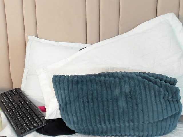 najwa's BongaCams show and profile