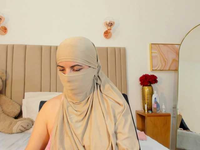 najwa's BongaCams show and profile