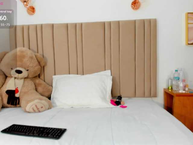 najwa's BongaCams show and profile