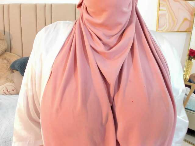 najwa's BongaCams show and profile