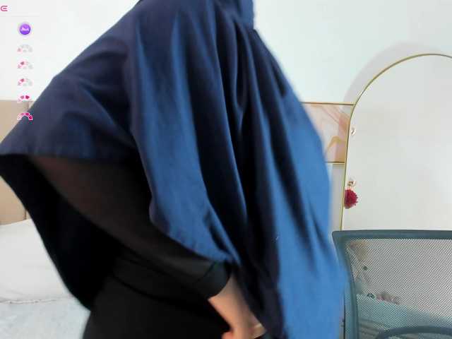 najwa's BongaCams show and profile