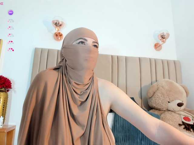 najwa's BongaCams show and profile