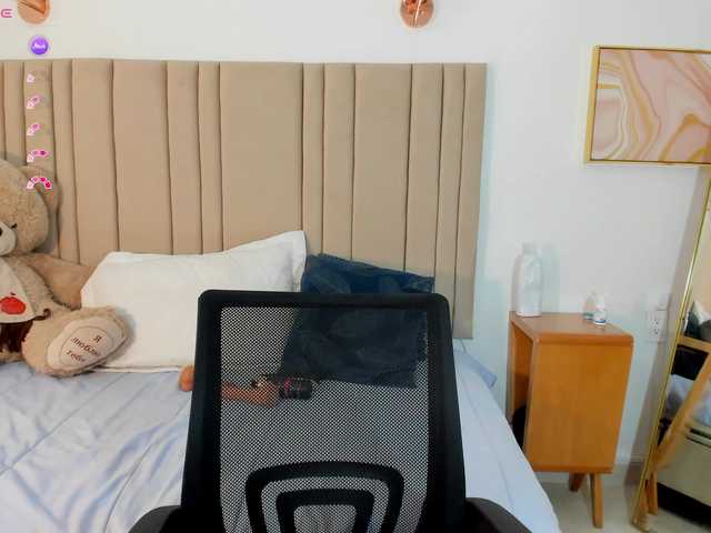 najwa's BongaCams show and profile