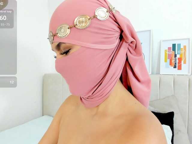 shaiira's BongaCams show and profile