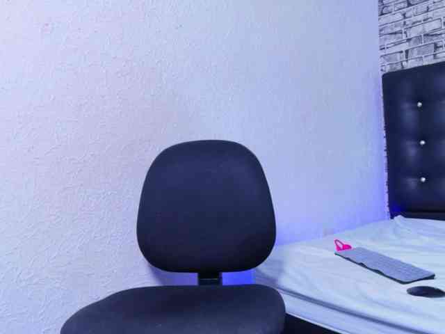 Natasha-carlson18 webcam