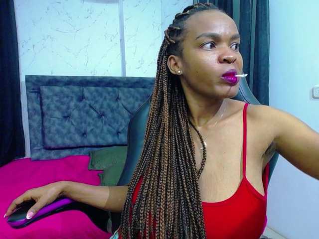 mia-thommson's BongaCams show and profile