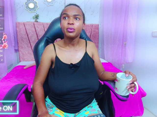 mia-thommson's BongaCams show and profile