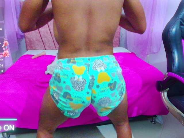 mia-thommson's BongaCams show and profile