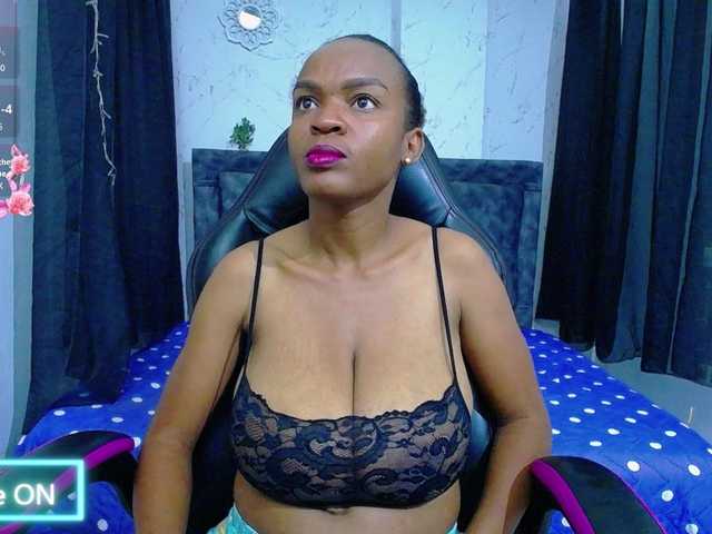 mia-thommson's BongaCams show and profile