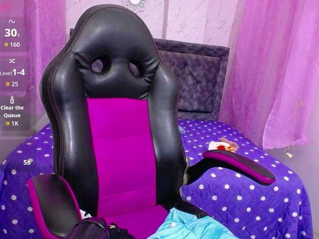 mia-thommson's BongaCams show and profile