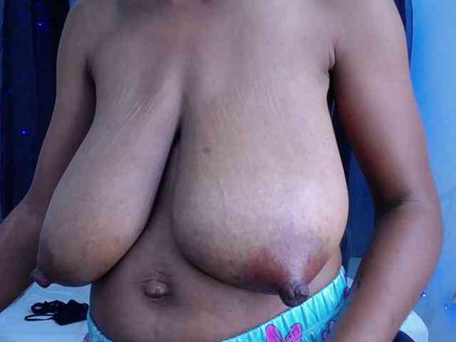 mia-thommson webcam