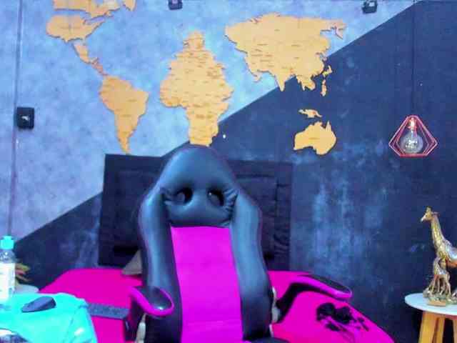 mia-thommson mia-thommson