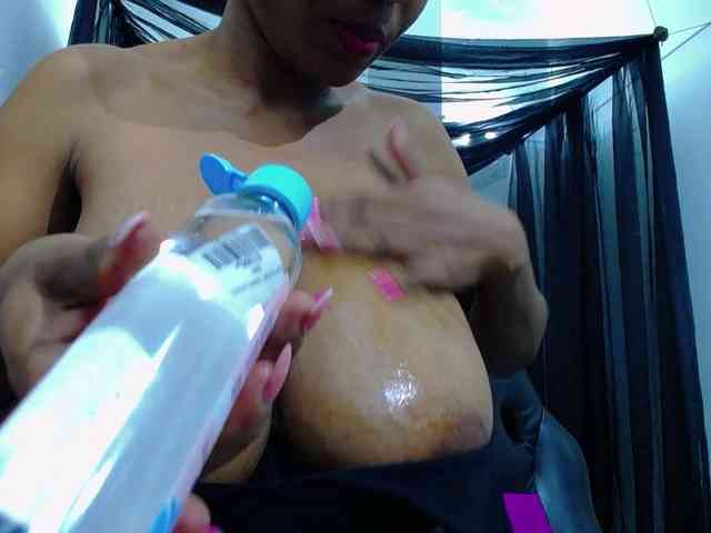 mia-thommson mia-thommson