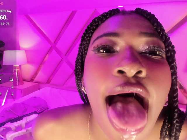 SophiaBloss from BongaCams is Freechat