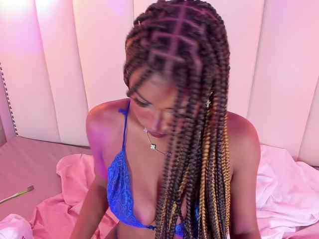 SophiaBloss SophiaBloss