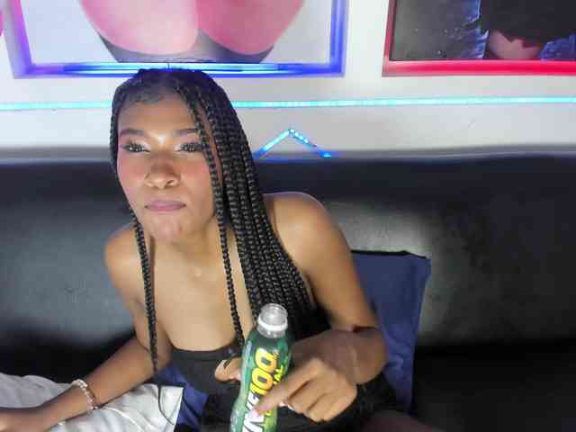 SophiaBloss webcam