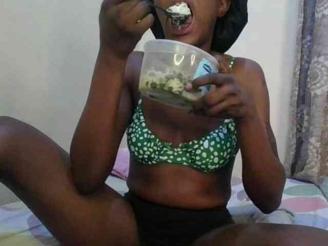 Girlnextdoor8 webcam