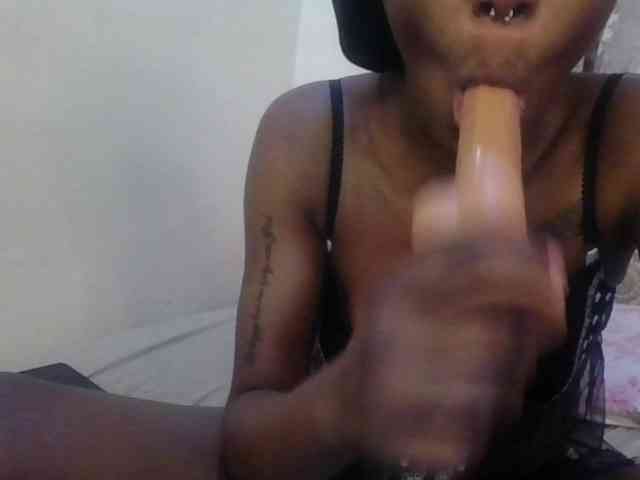 Girlnextdoor8 webcam