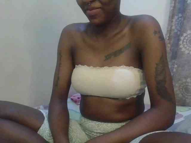 Girlnextdoor8 webcam