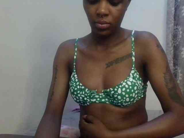 Girlnextdoor8 webcam