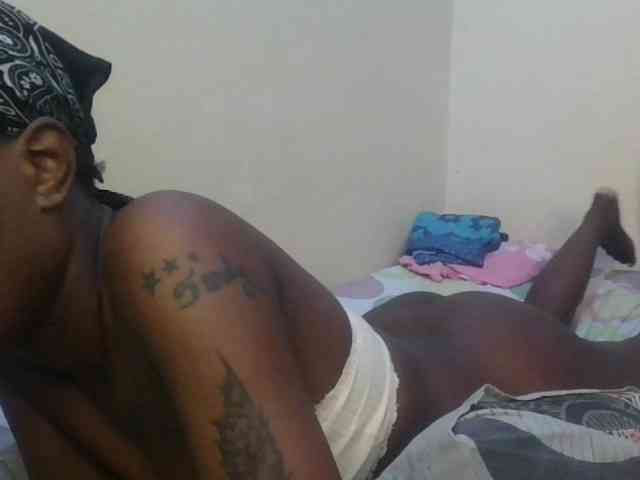 Girlnextdoor8 webcam