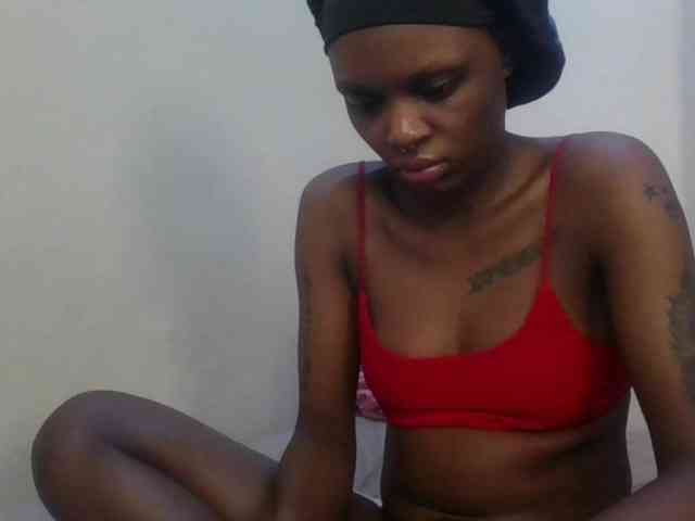 Girlnextdoor8 webcam