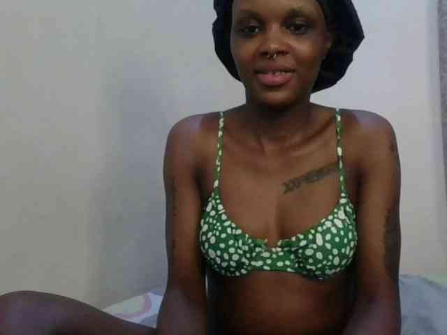 Girlnextdoor8 webcam