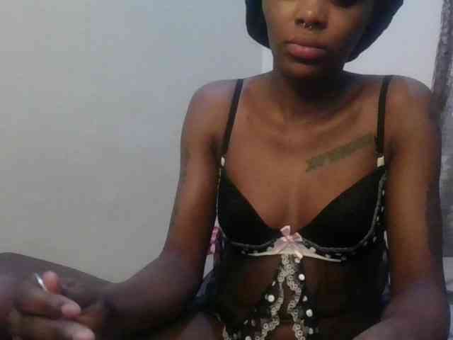 Girlnextdoor8 webcam