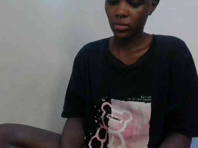 Girlnextdoor8 webcam