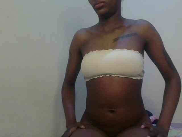 Girlnextdoor8 webcam