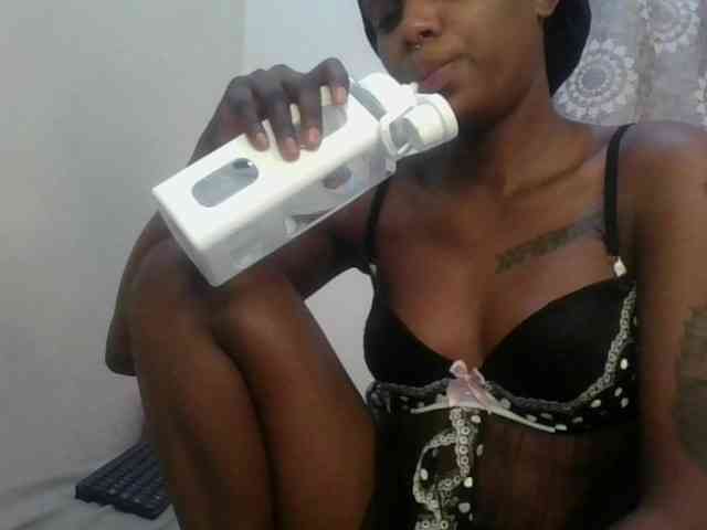 Girlnextdoor8 webcam