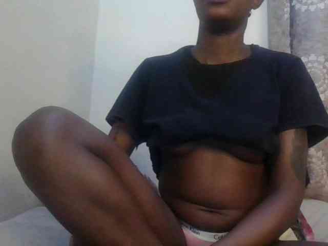 Girlnextdoor8 webcam